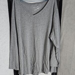 Women's Gray Top